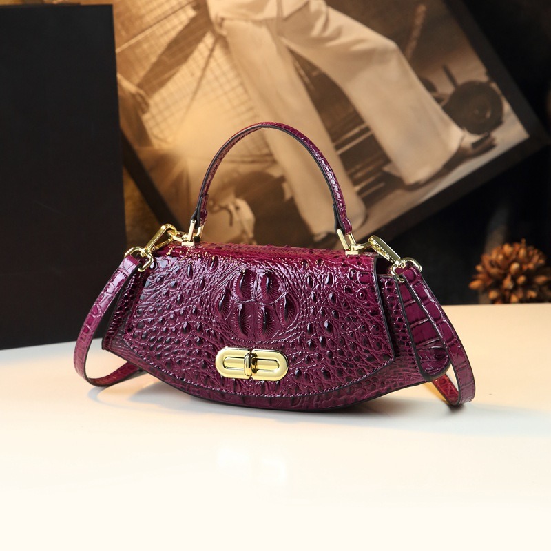 Женская сумка-седло 2026, высо – обзор и цена Luxury Bags Goyard