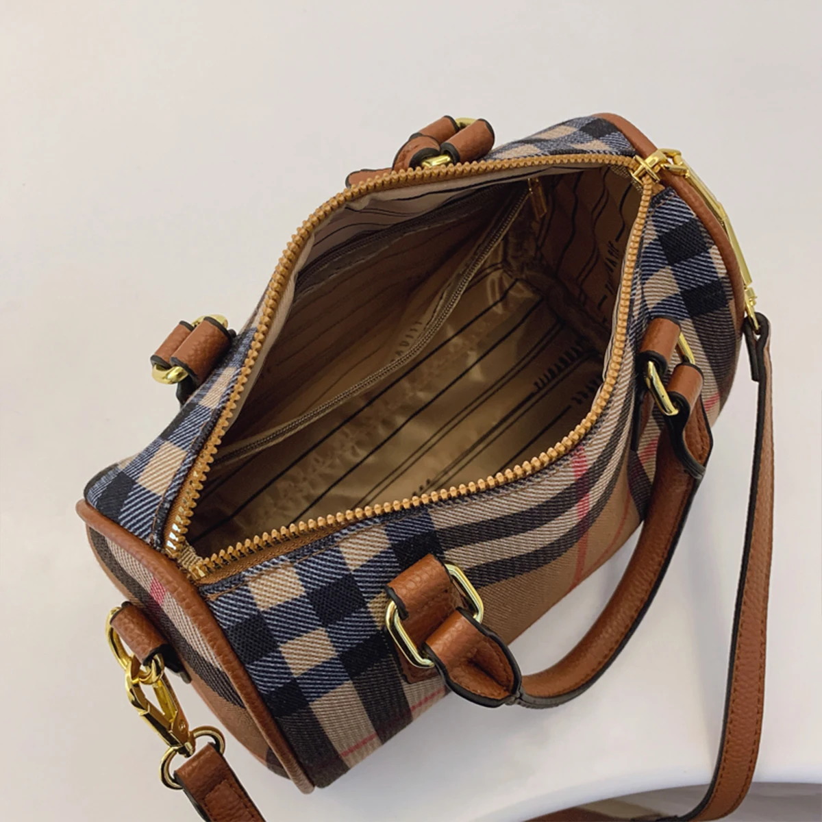 Большая вместительная сумка че – обзор и цена Luxury Bags Goyard